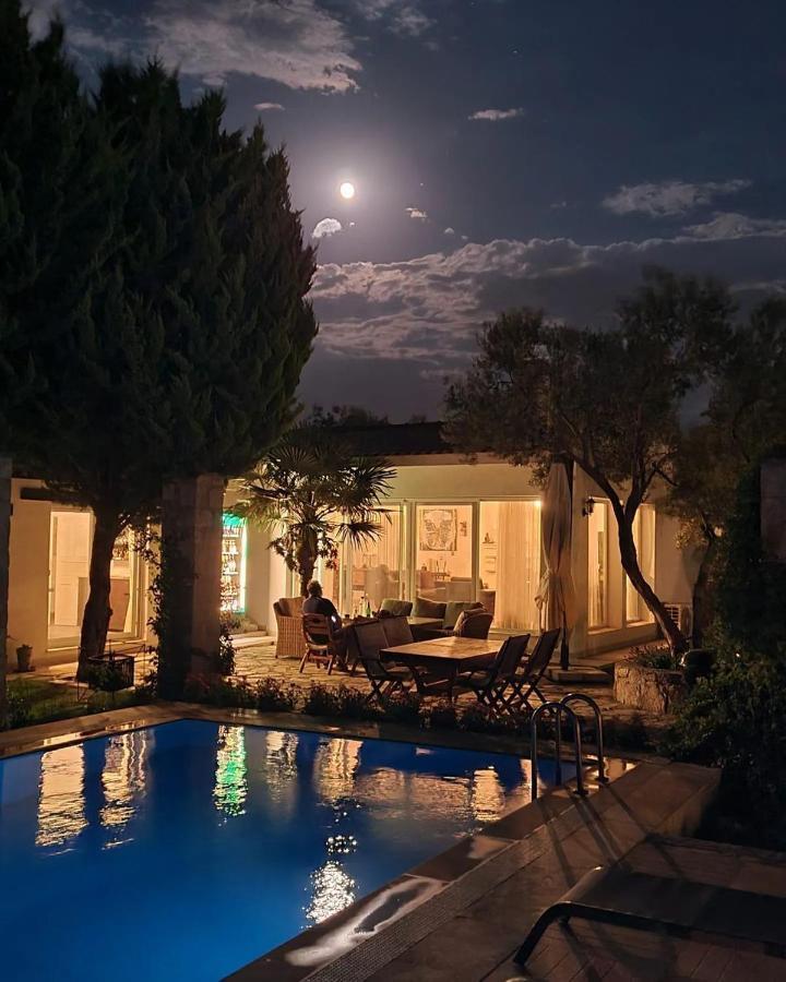 Bir Dem Urla Hotel Exterior photo